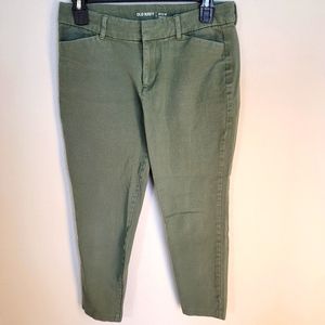 Old Navy Pixie Ankle Pant Green 8